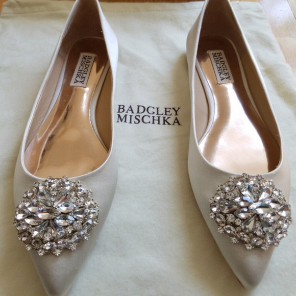 Badgley mischka davis satin flats Clearance